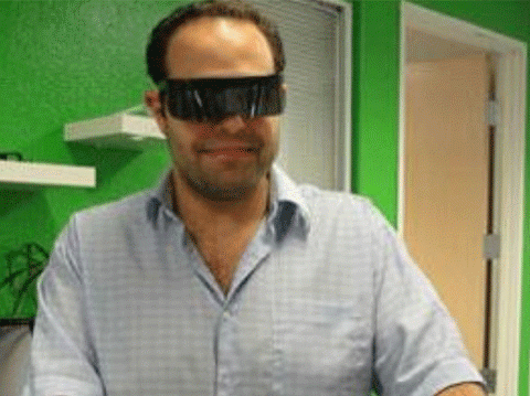Internet Goes 3D with New Glasses