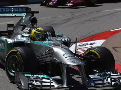 FIA Blasts Mercedes, Pirelli