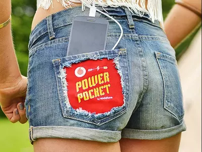 Charge Mobile Phone With Your Shorts!