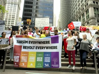 Hundreds in New York Show Support for Turkish Uprising