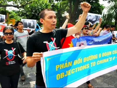 Vietnam Detains Anti-China Protesters