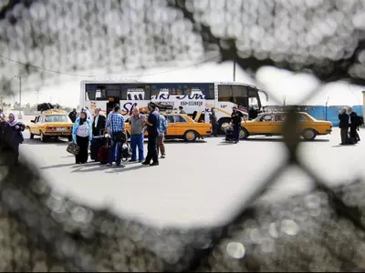 Egyptian Police Block Gaza Crossing