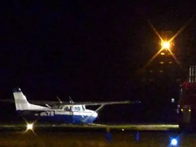 Passenger Lands Plane After Pilot Dies Mid-flight