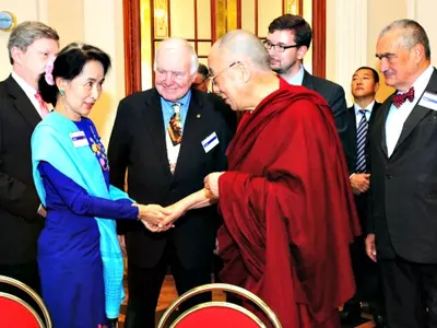 Suu Kyi, Dalai Lama