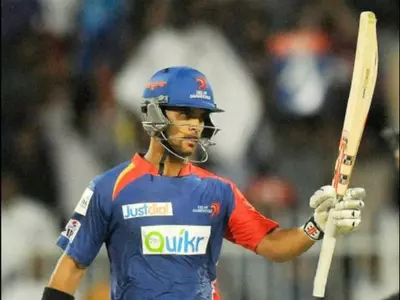JP Duminy and Dinesh Karthik half-centuries powered Delhi Daredevils to a fine four wicket win over the Kolkata Knight Riders at the Dubai International Stadium on Saturday evening. This was Delhi’s first win of the Indian Premier League (IPL) after los