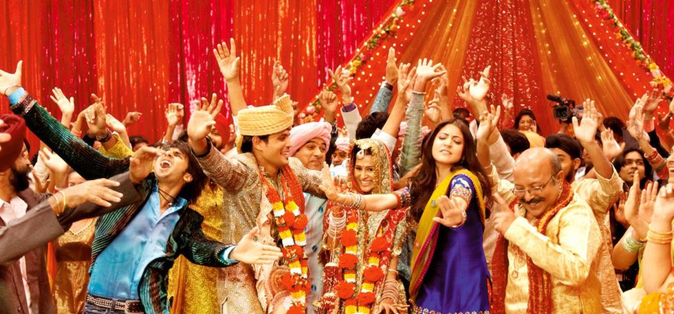 14 Types Of People You Stumble Upon At An Indian Wedding Dance Floor