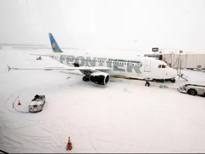 Cold Returns to US Midwest, Flights Hit
