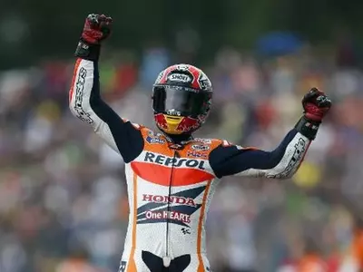 Marquez Clocks Record Eighth Victory