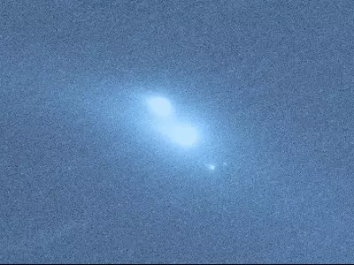 Hubble Telescope Captures Shattering Asteroid