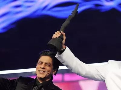 Shah Rukh Khan and Ranbir Kapoor with awards