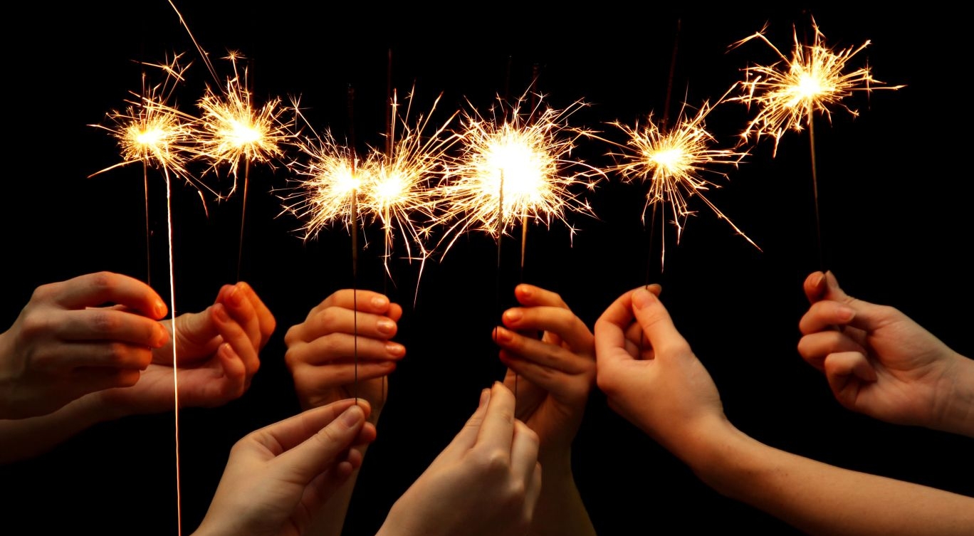 8 Ways You Can Make This Diwali Special For Others