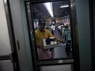 Soon Order Food of Your Choice Through SMS Onboard Train