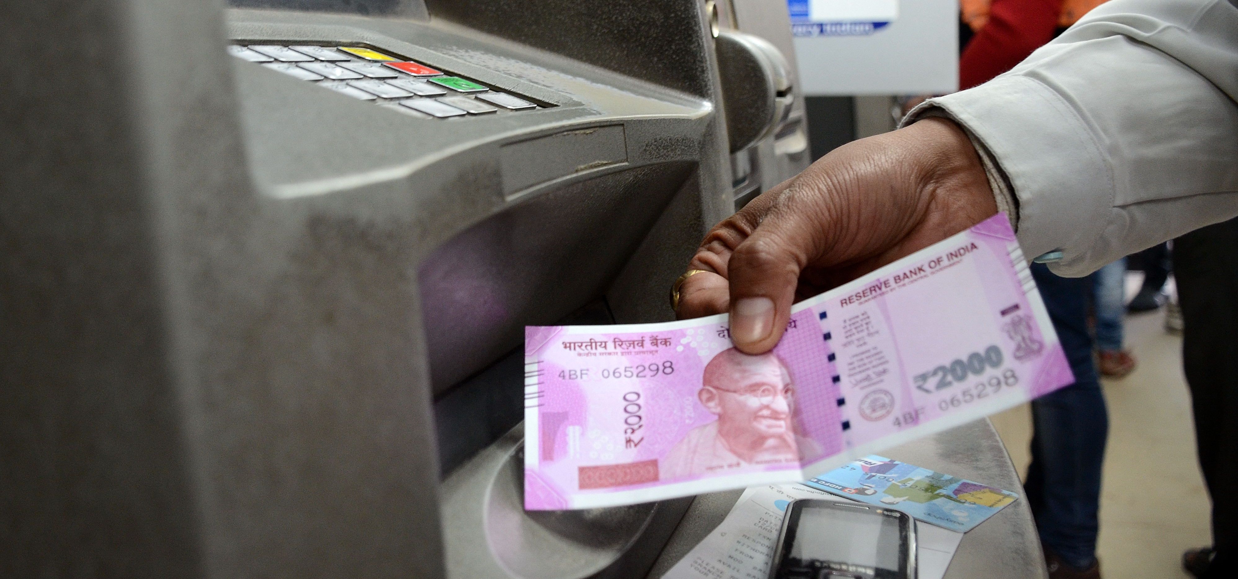 RBI Sends New Year Greetings By Increasing ATM Withdrawal Limit To Rs ...