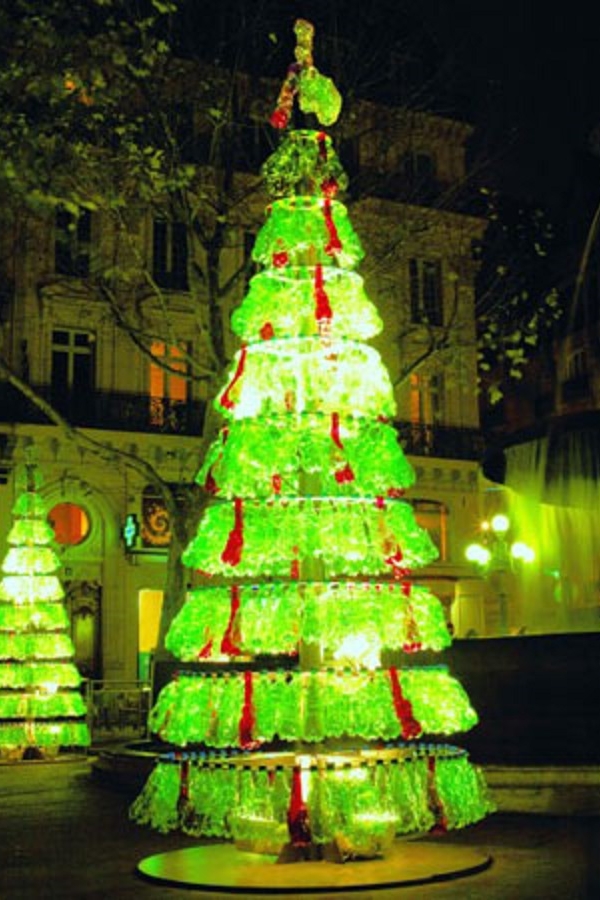 Tamil Nadu Created A Giant Christmas Tree Using 7 000 Used Plastic