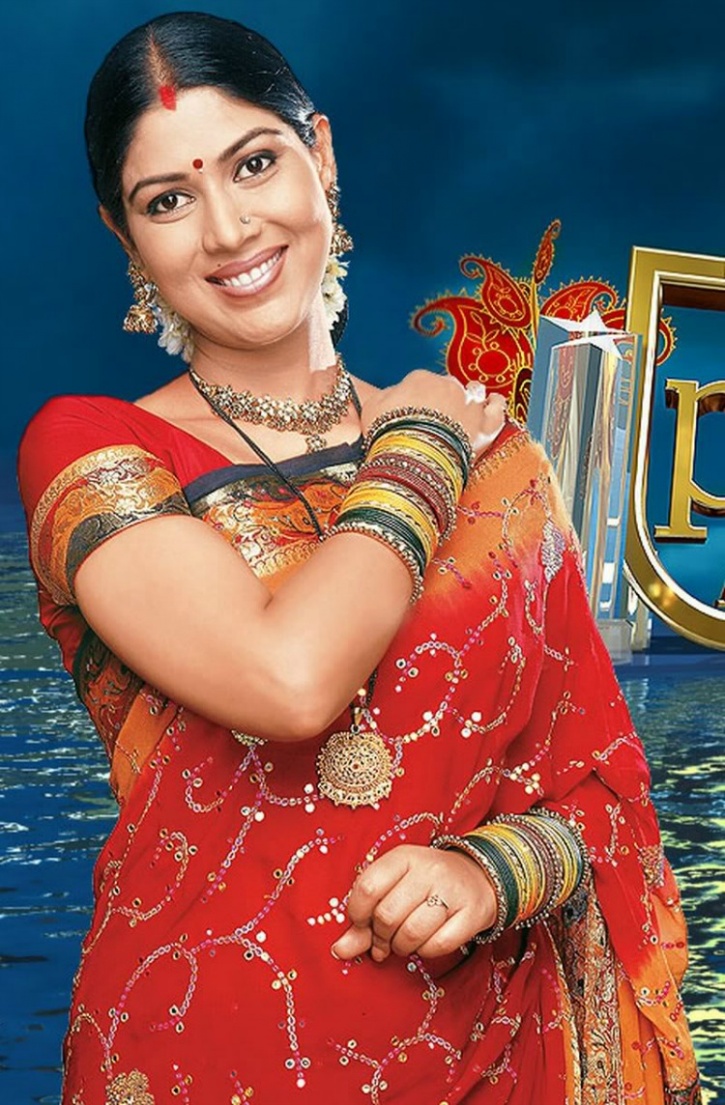 Tv S Favorite Bahu Sakshi Tanwar Recounts Her Dangal Experience With
