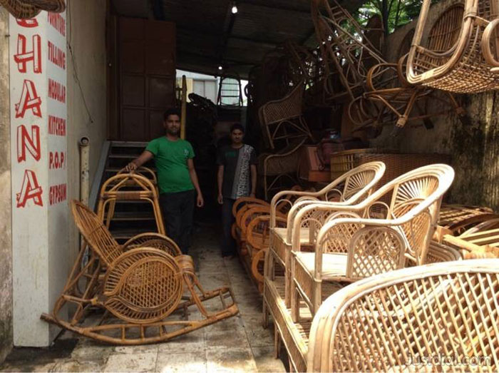 11 Delightful And Affordable Local Furniture Markets Around India