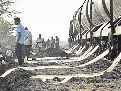 While People Are Dying, UP Government Refuses Water Train From The Centre