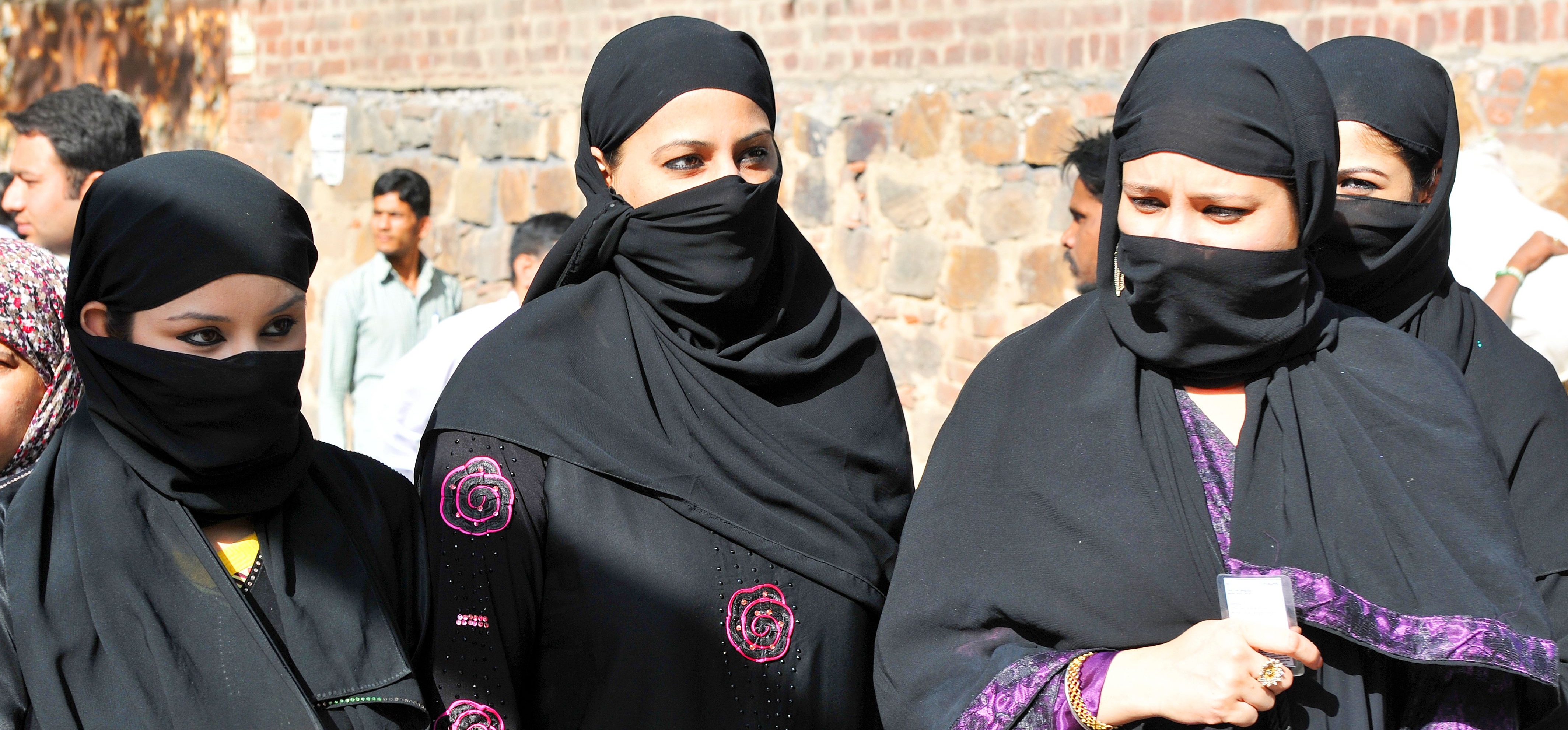 Muslim Women Welcome Govts Triple Talaq Stand Want Ban At The Earliest 7353
