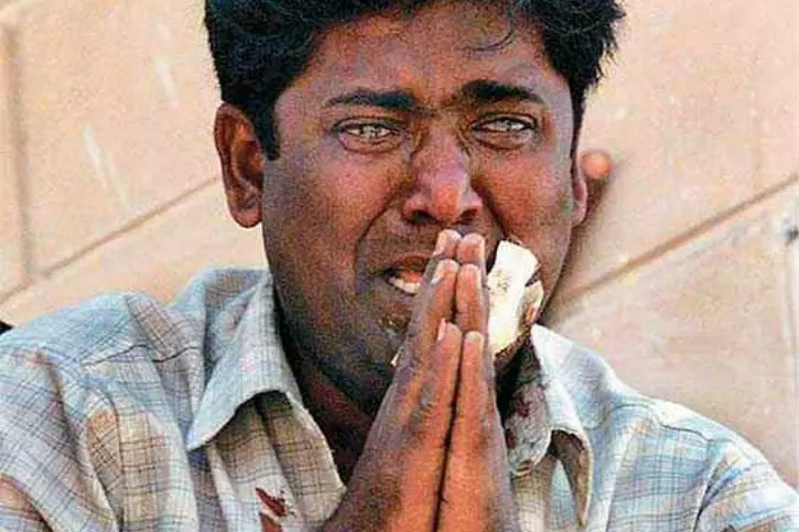 7 Powerful But Shocking Photographs That Came To Define Tragedies In India