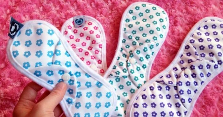 Pune Based Ngo Is Asking People To Donate Old Clothes To Make Sanitary Pads For Tribal Women Samajbandh, an organisation from pune makes sanitary napkins out of old clothes and distribute them among tribal women in the nearby villages. asking people to donate old clothes to