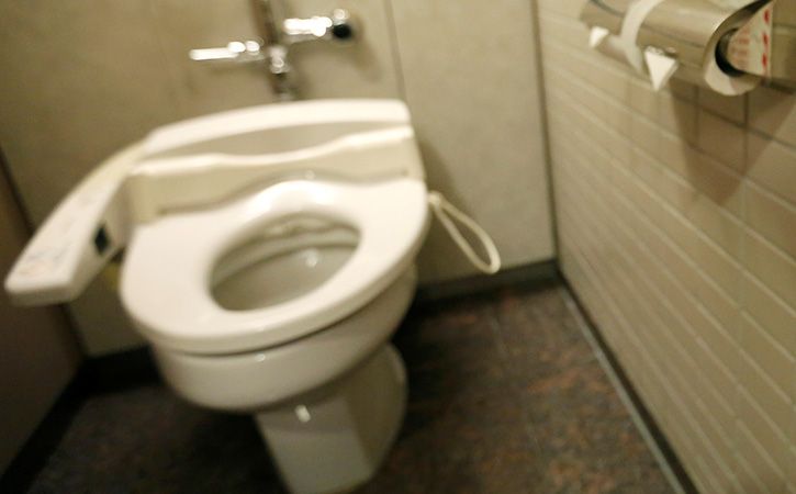 Mans Rectum Falls Out As He Spends 30 Minutes In Toilet While Playing