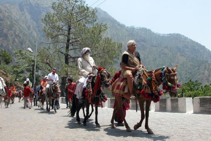 Image result for mata vaishno devi pilgrims yatra in horse