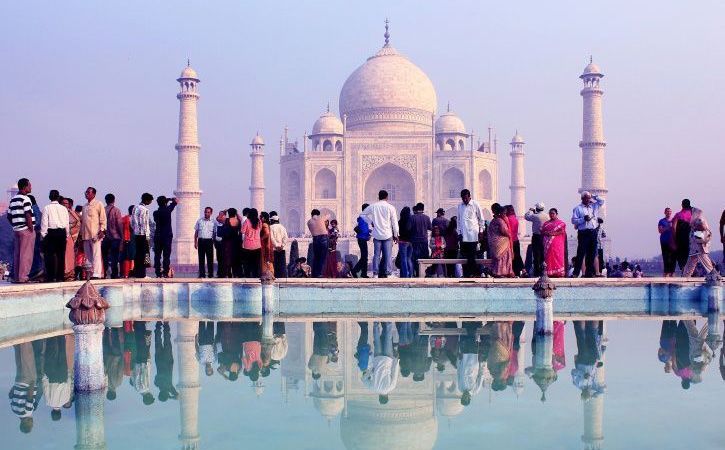 Image result for Online travel website Dharaviâs slums reported Taj Mahal among foreign tourists