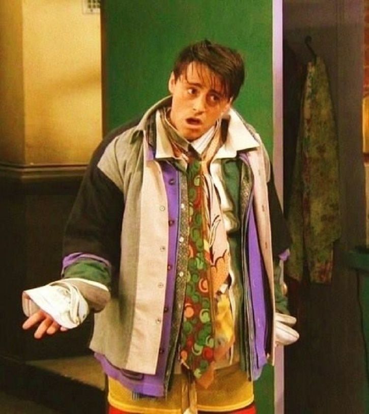 joey friends chandler's clothes