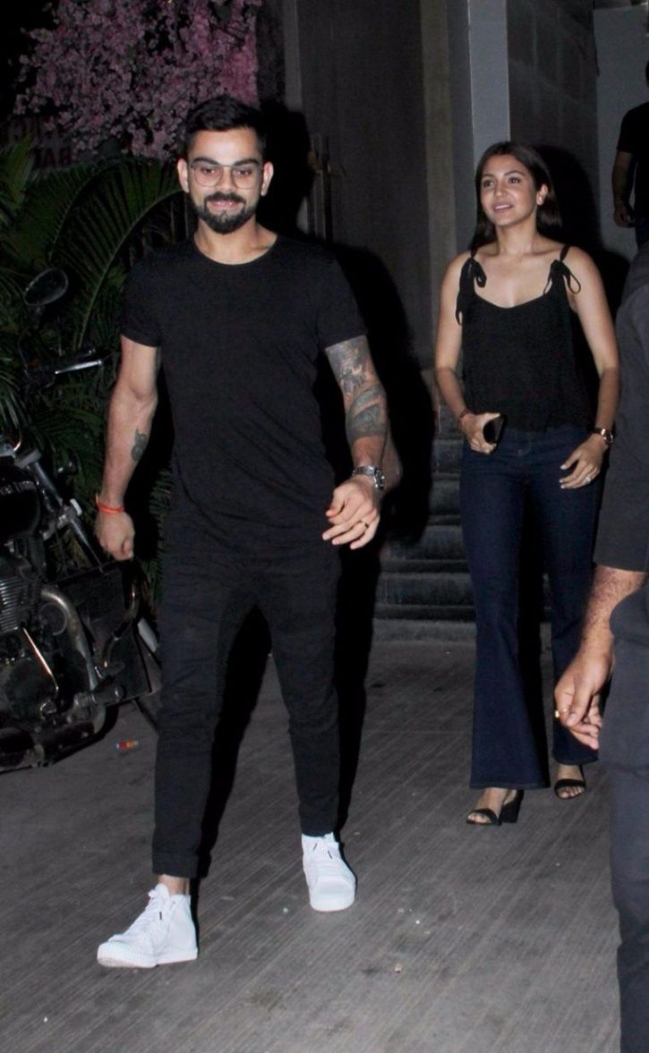 Virat Kohli Anushka Sharma S Colour Coordinated Dinner Date Will Turn Your Heart Into Puddles Of Mush This is the official fan page of indian cricketer virat kohli. virat kohli anushka sharma s colour