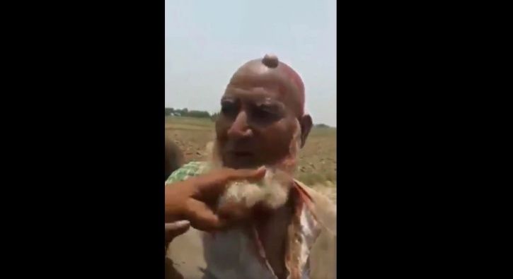 هند کې ۶۵ کلن مسلمان د غوا تښتولو په تور سخت ډبول شوی