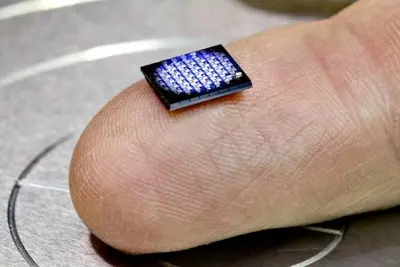 This Is The World's Smallest PC, Smaller Than A Single Grain Of Salt & Fast As A 1990s Computer