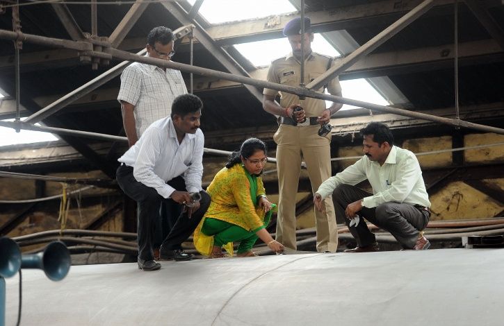 Demonetisation Forced Robbers To Burn Rs 2 Crore Out Of The Money They  Robbed In 2016