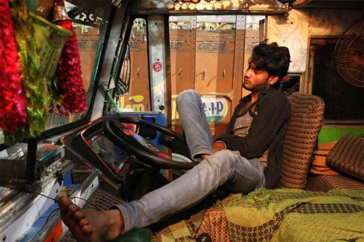 Highway In My Veins: 18 Images That Capture Indian Truck Art Straight Out Of Alice In Wonderland