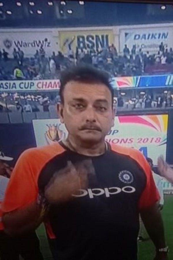 ravi_shastri_1538223154.jpg