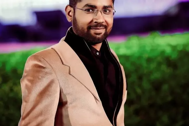 Father A Driver, Grandfather A Watchman, This 26-YO Cleared Civil