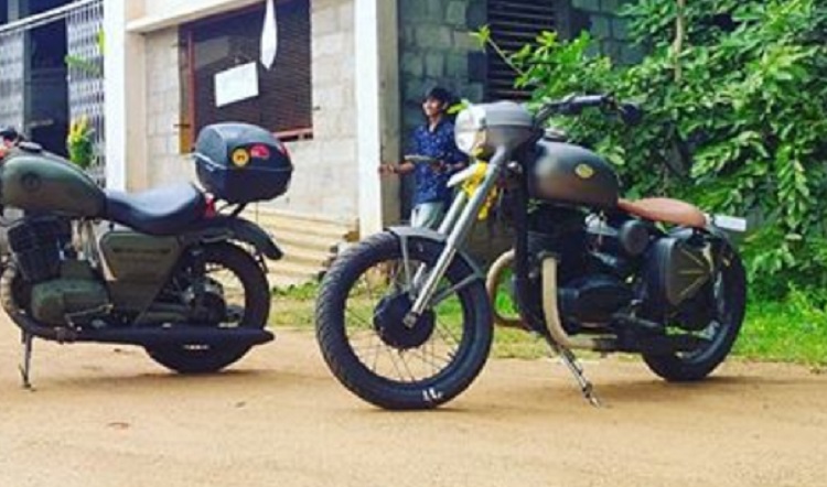 Jawa Perak Yezdi Owner Modifies His Motorcycle To Look Like Jawa