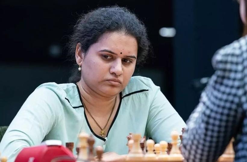 World Blitz Chess Championship: India's Koneru Humpy wins silver in women's  section