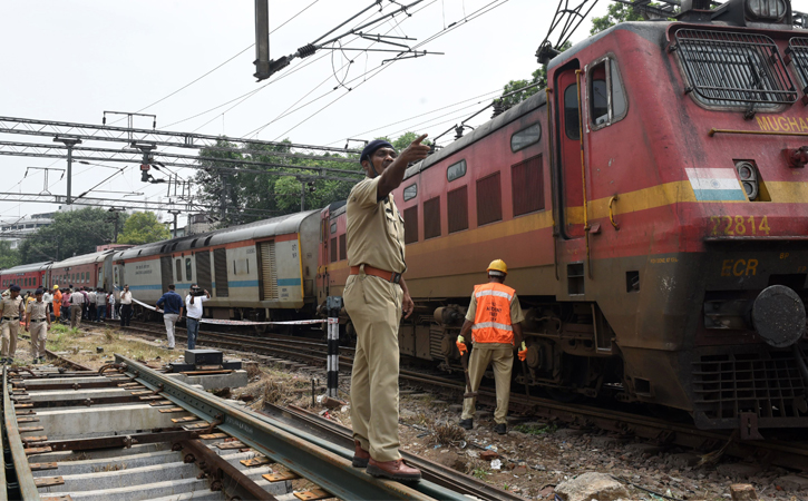 2019 Was The Safest Year For Train Passengers, Zero Deaths Due To Rail ...