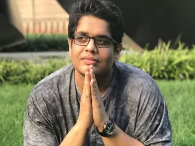In A Hilarious Video, Comedian Tanmay Bhat Asks Refugees To Not Come To India, Explains Why