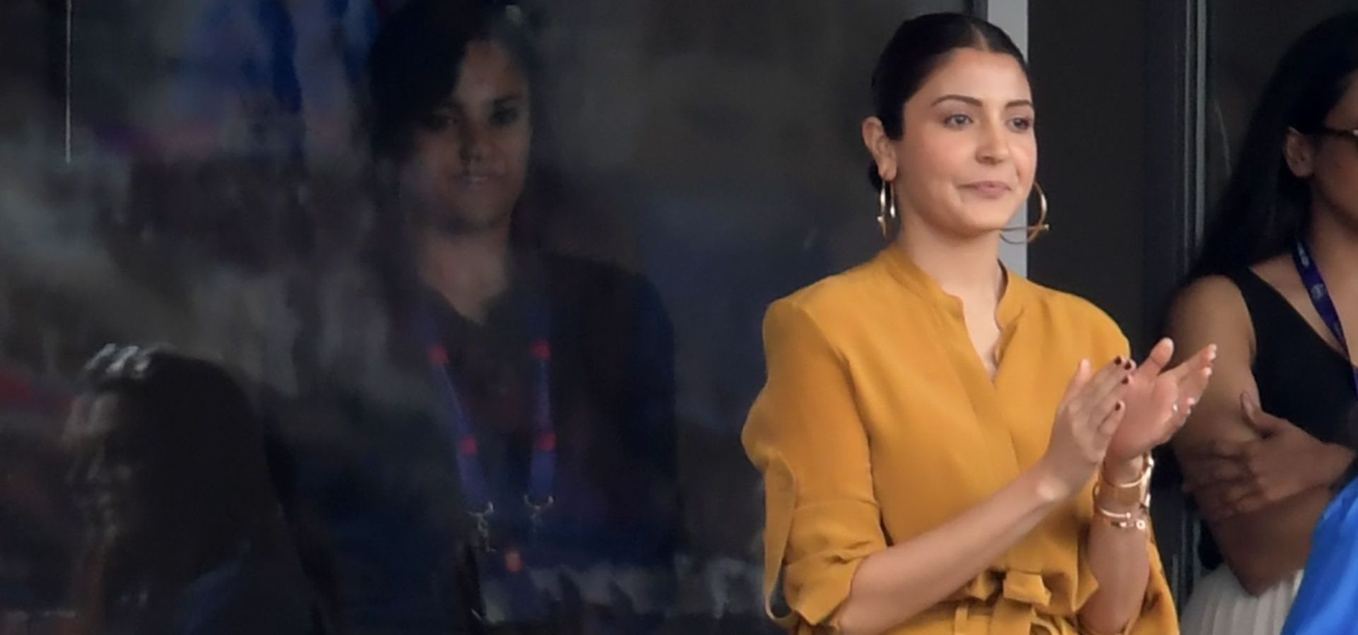 [Image: anushka_sharma_1562480319.jpg]