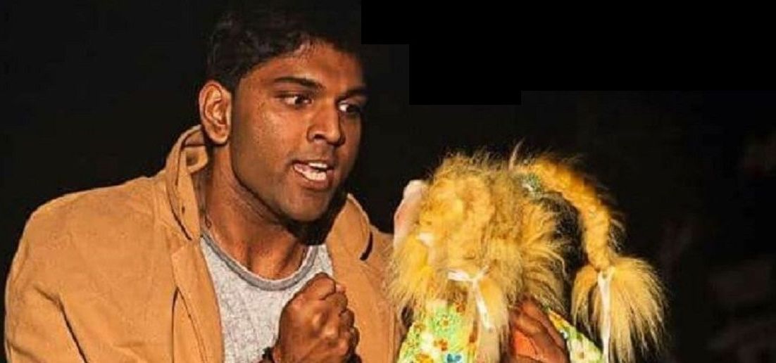 IndianOrigin Comedian Dies On Stage Due To Cardiac Arrest, Audience