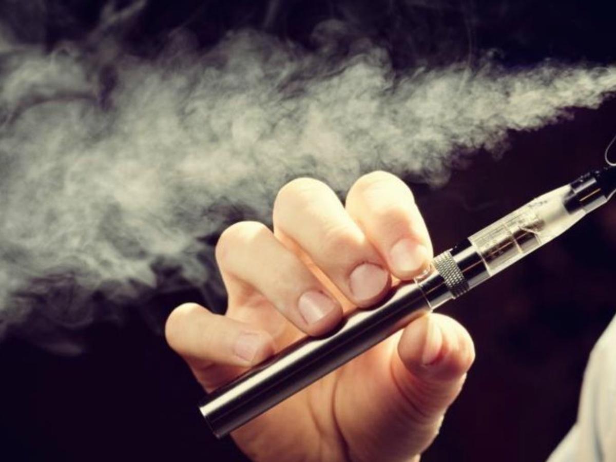 India May Classify & E-Cigarettes As 'Drug' Using Your Fancy Equipment Could Be Illegal