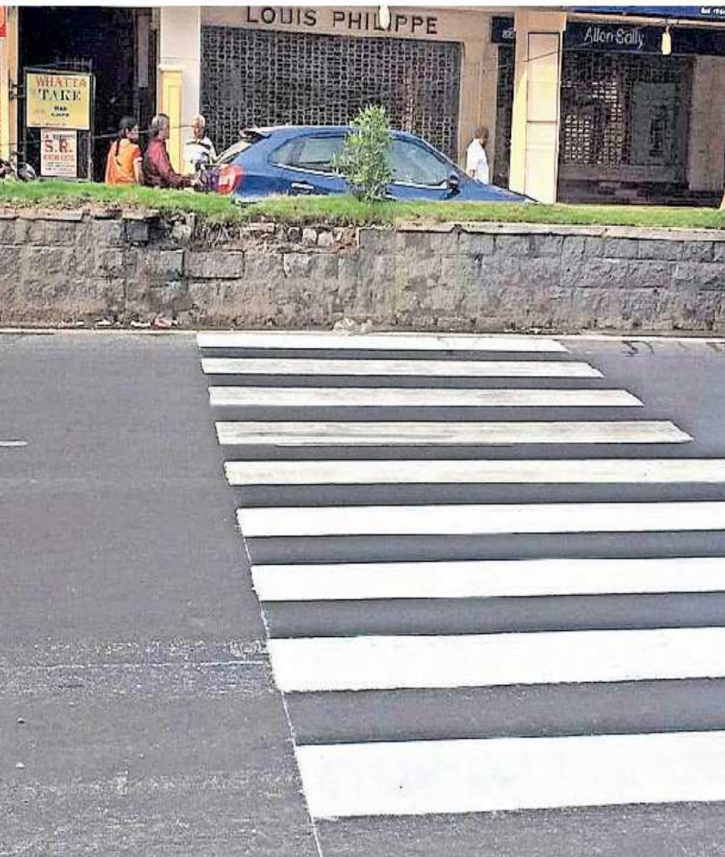 Zebra Crossing Hyderabad:The Zebra Crossing To Nowhere! This Photo Has