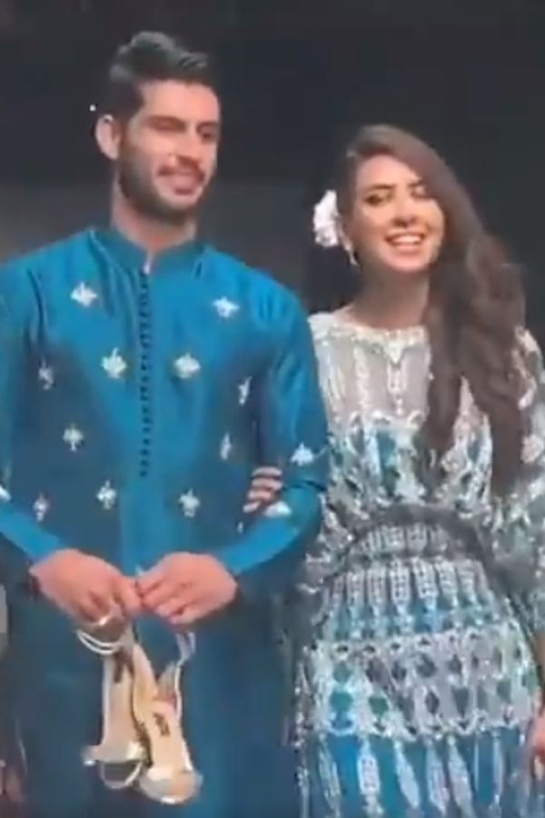 Pakistan Model Wardrobe Malfunction Watch Who Is This Gentleman