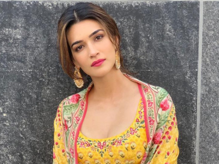 Kriti Sanon Writes A Beautiful Poem On Unleashing Your Heart And It Needs Your Attention