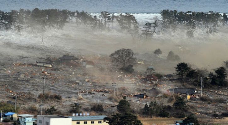 30 meter tsunami