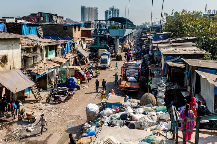 Social Distancing A Privilege: Asia's Largest Slum In Mumbai, Dharavi ...