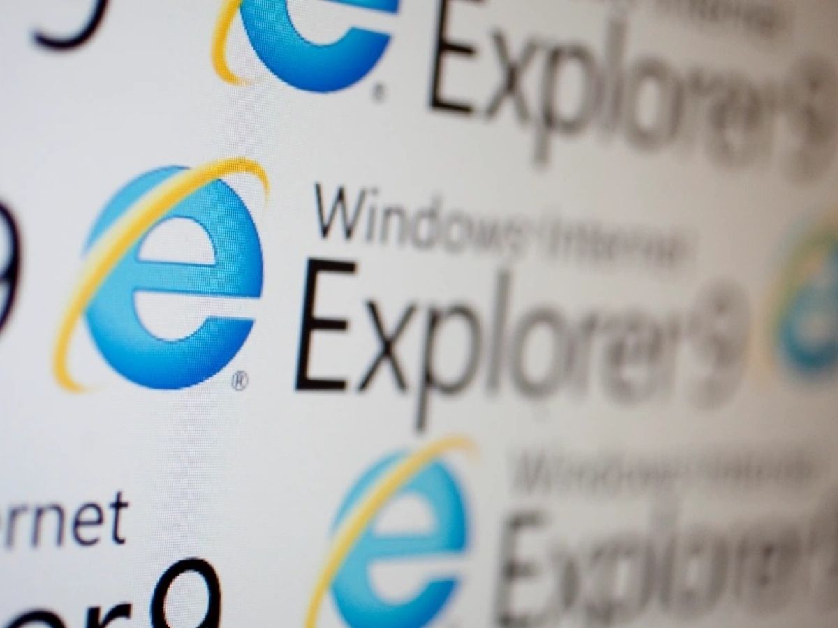 is internet explorer going away