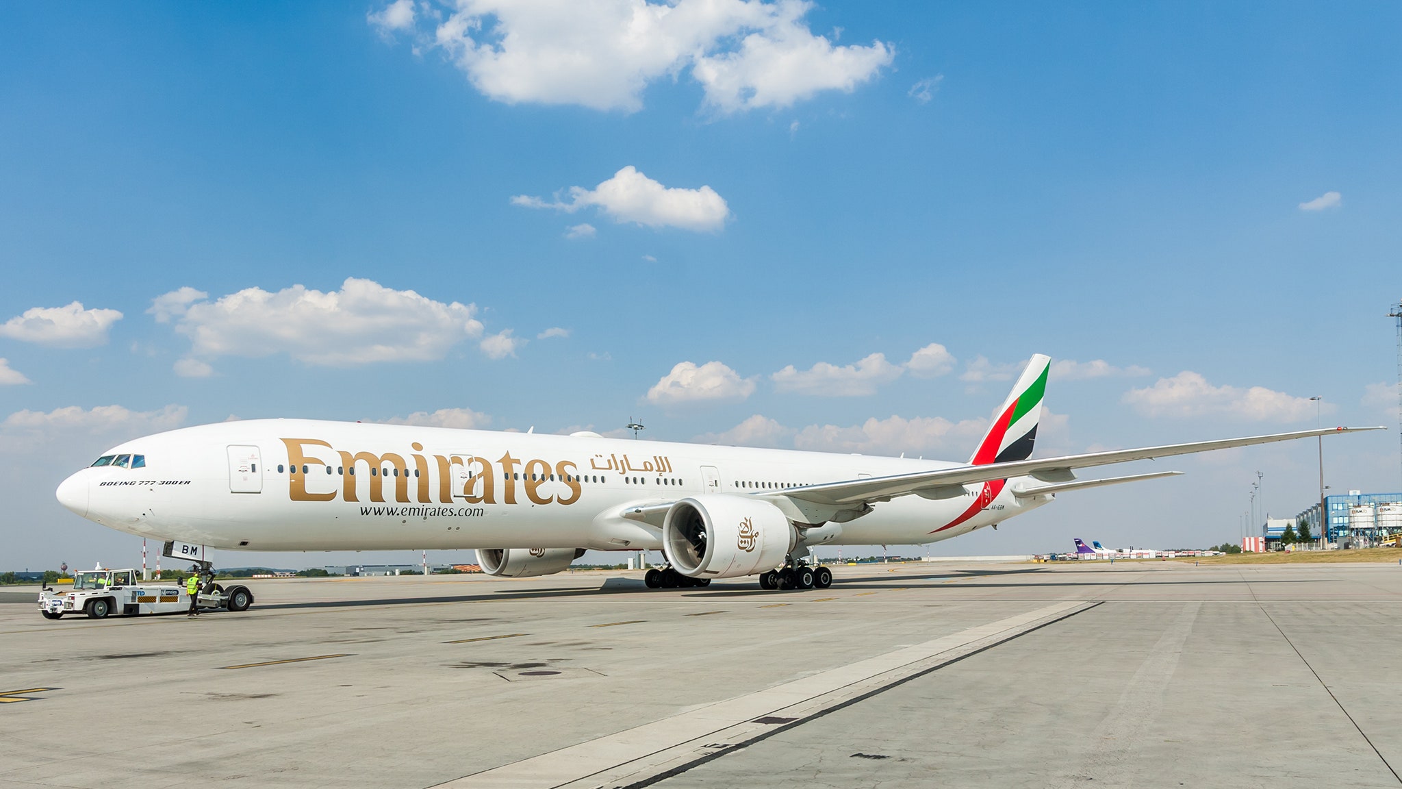 Emirates To Cover Medical Costs For Travellers With COVID