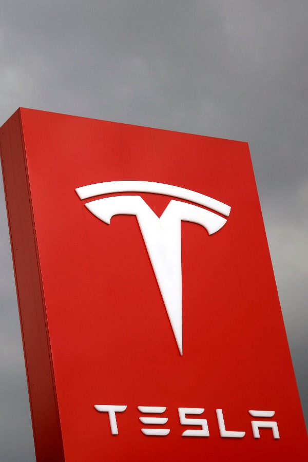 Tesla Starts Cracking Down On Owners Who Hack Their Cars For Paid Performance Boosts